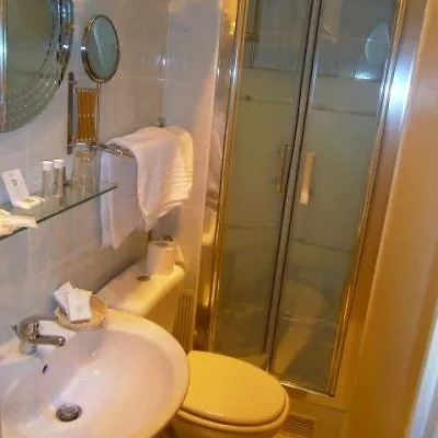 Charma 2* París