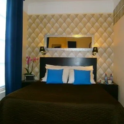 Charma Hotel